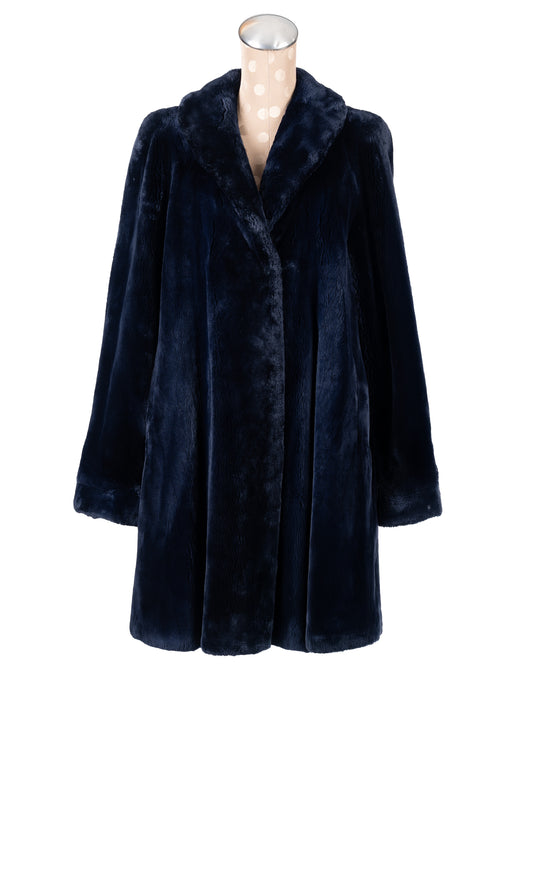 Midnight Blue Dyed Sheared Swing Beaver Stroller